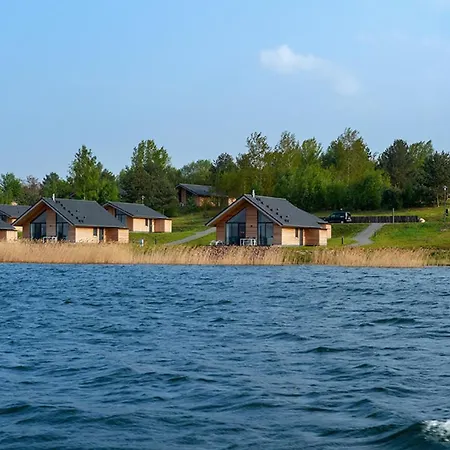 Ferienhaus Für Bis Zu 4 Personen Zur Seeseite - [#125254] * Grobern