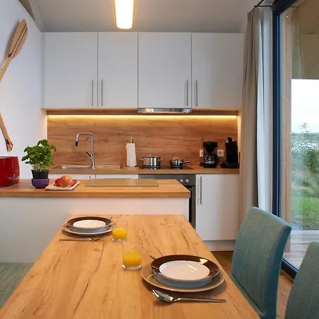 Ferienhaus Ferienhaus Für Bis Zu 4 Personen Zur Seeseite - [#125254]
